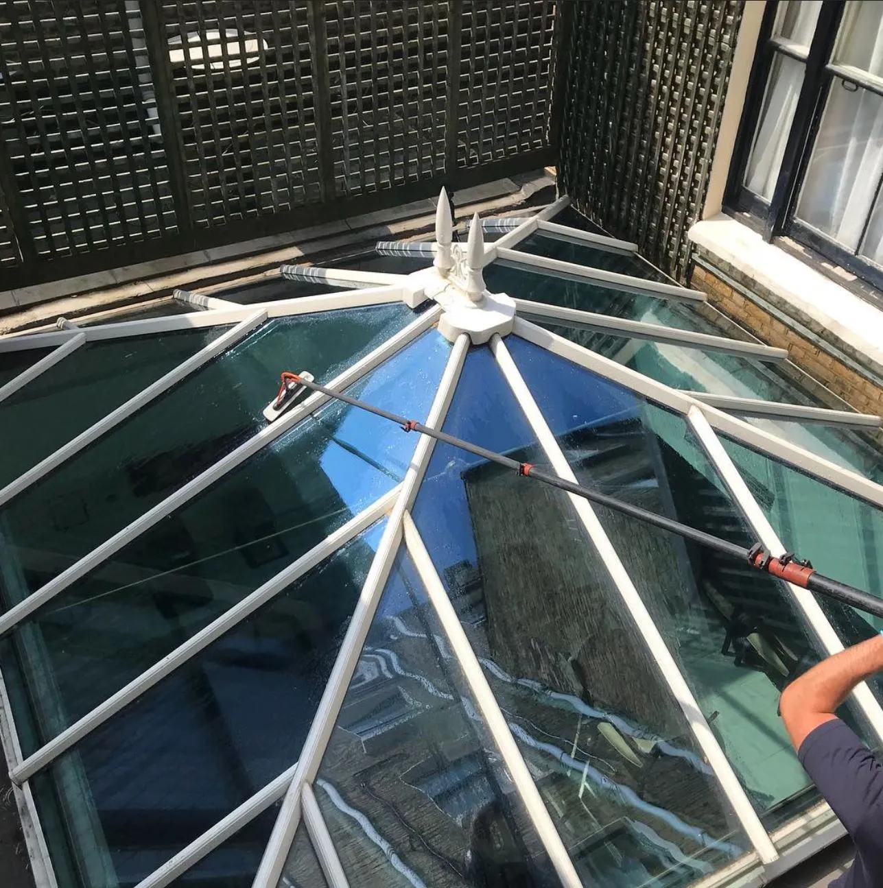 office window cleaning