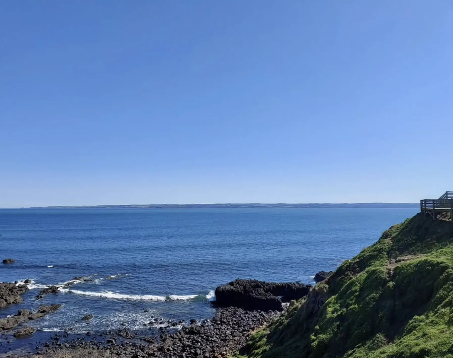 tides phillip island shop